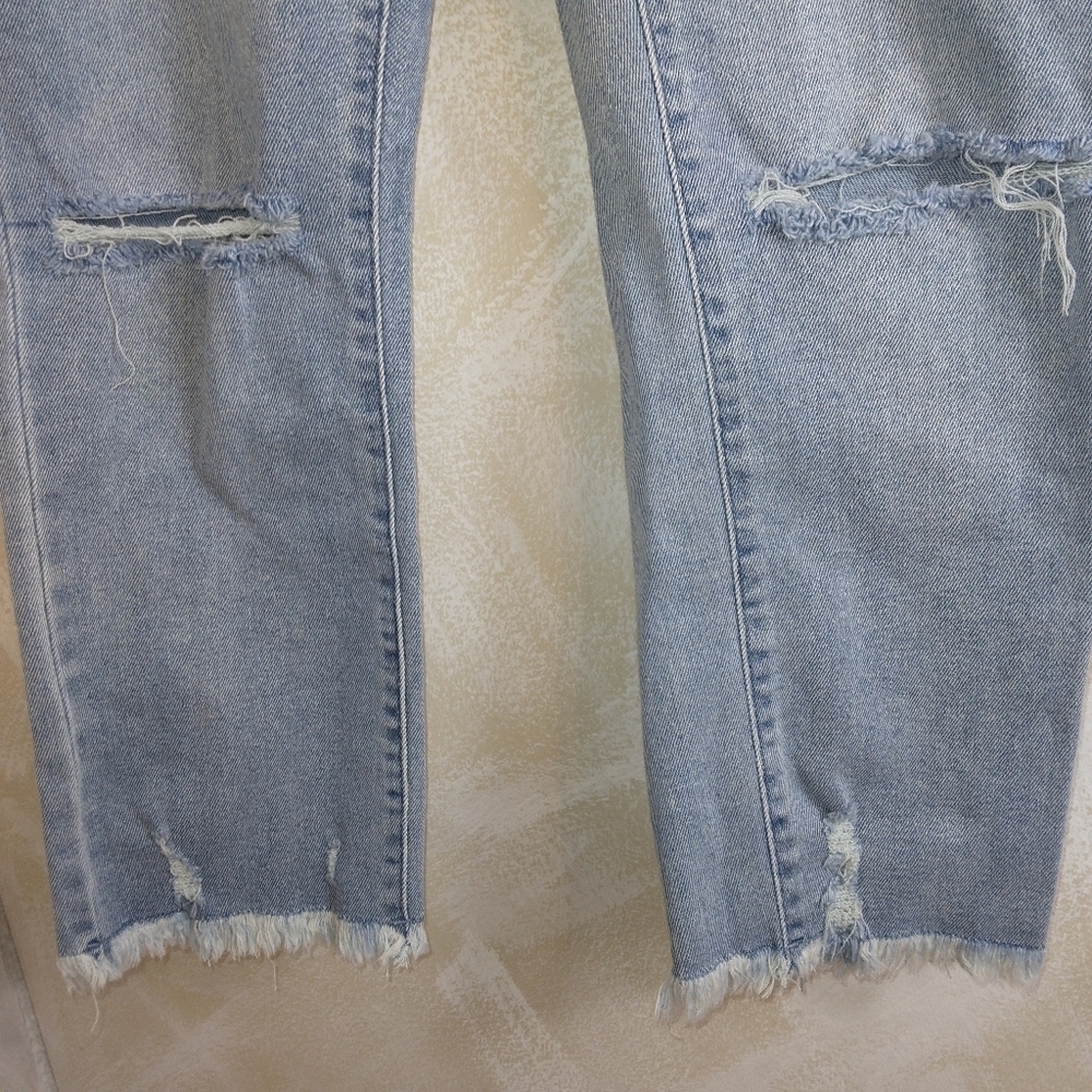 Altar’d State Distressed Straight Leg Raw Hem jeans size 27 - Picture 3 of 11
